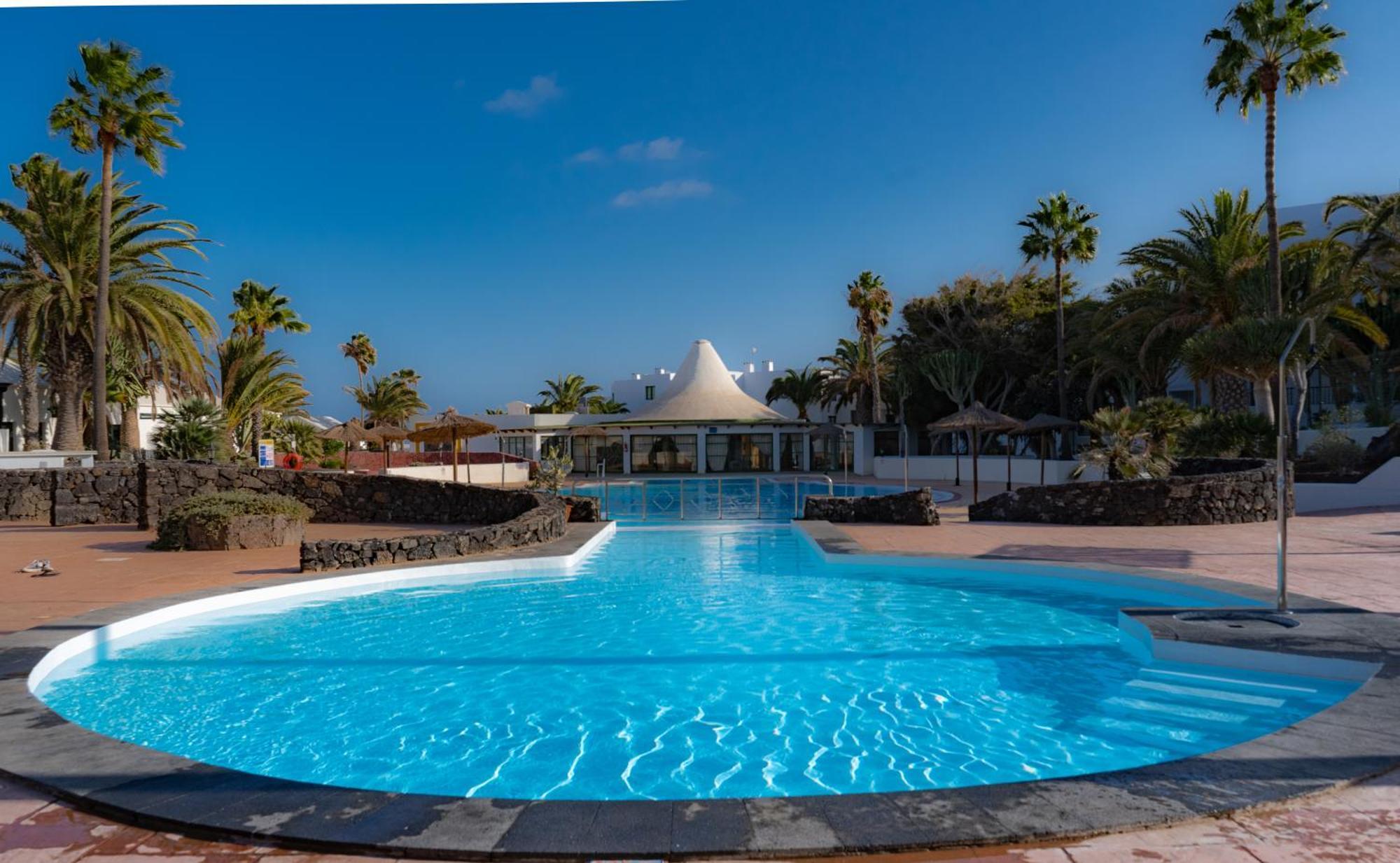 קוסטה טגוויסה Luxury Apartamento Luz De Mar Complejo Playa Roca מראה חיצוני תמונה